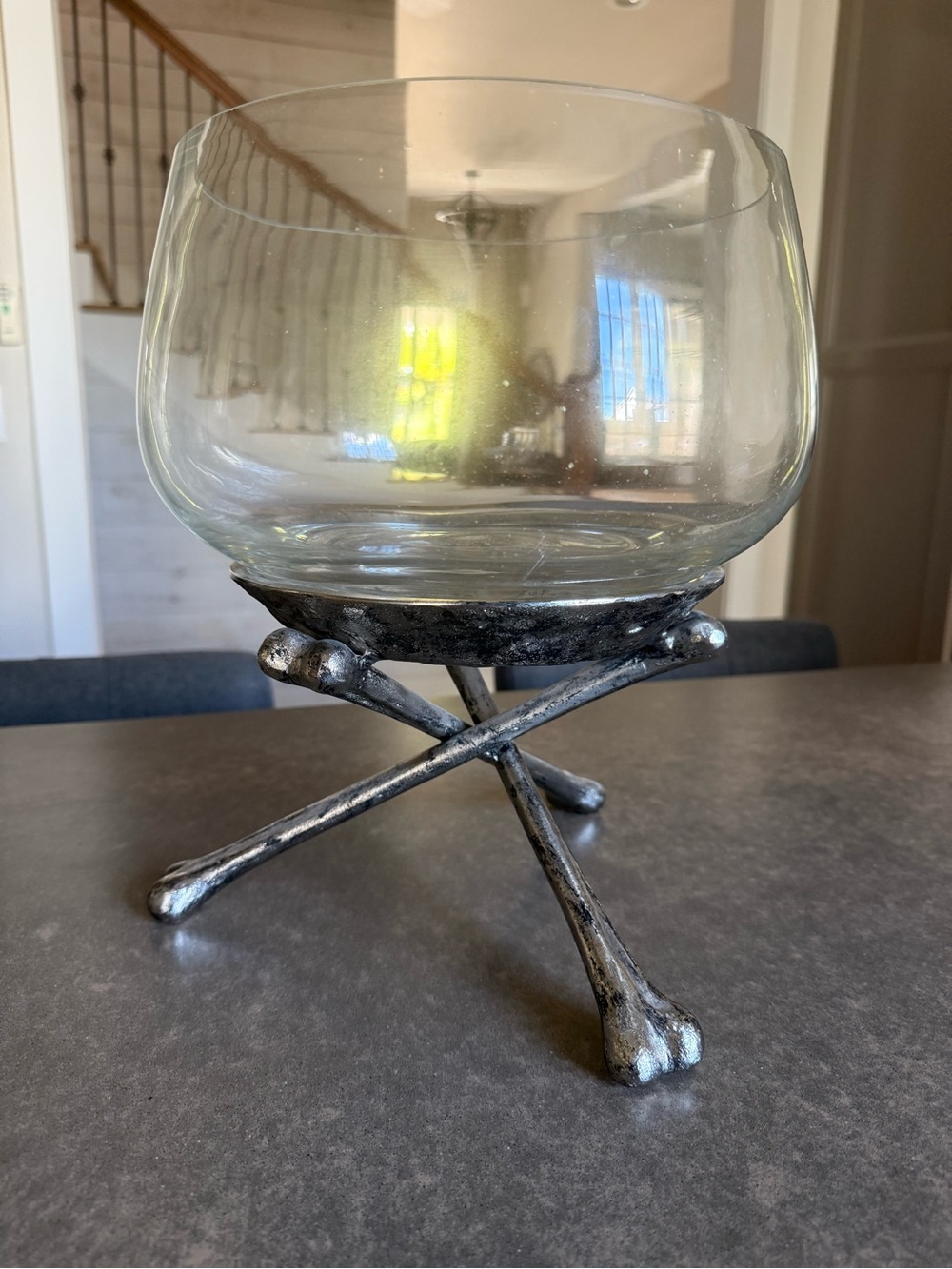 Pottery BarnGlass Bowl on Black Metallic Tripod Skeleton Stand Home Accent